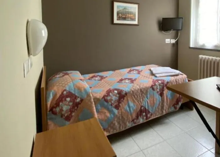 Del Mera-ristorante Da Lui Hotel 2*