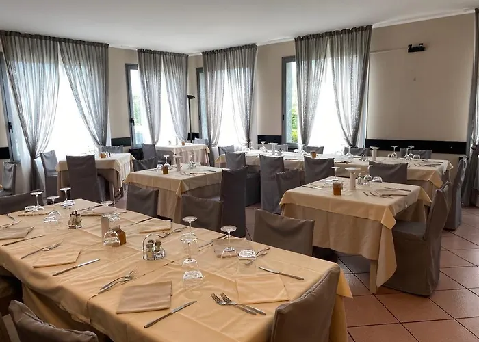 Del Mera-ristorante Da Lui Hotel 2*