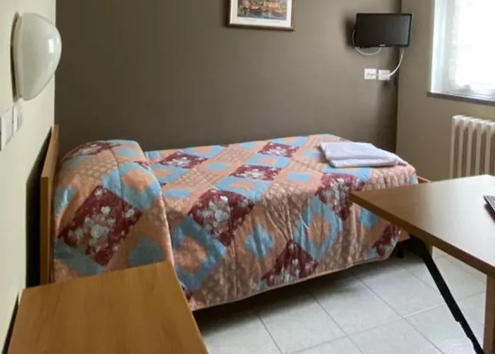 Del Mera-ristorante Da Lui Отель